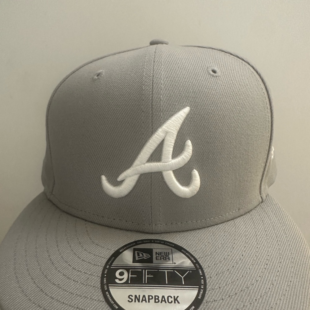 Atlanta Braves ball cap